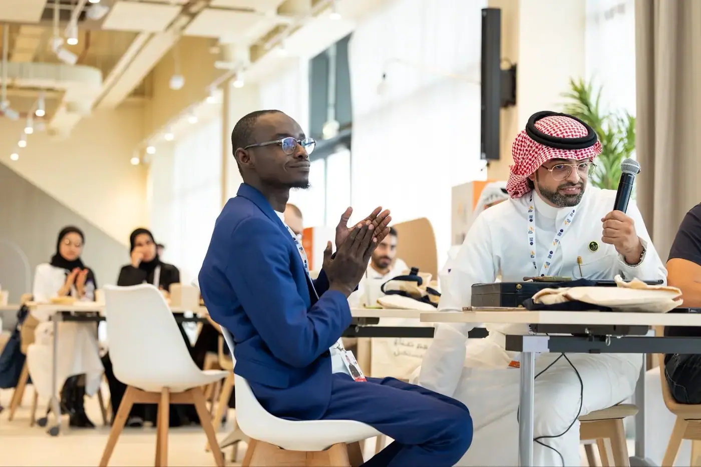 الأنشطة التفاعلية اليومية في مقر مؤسسة الإمارات